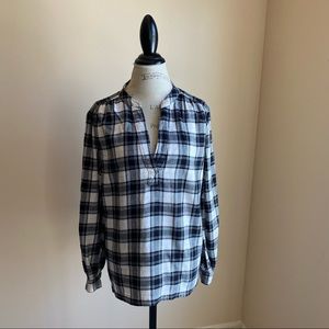 GAP Black Plaid Long Sleeve V-Neck Top